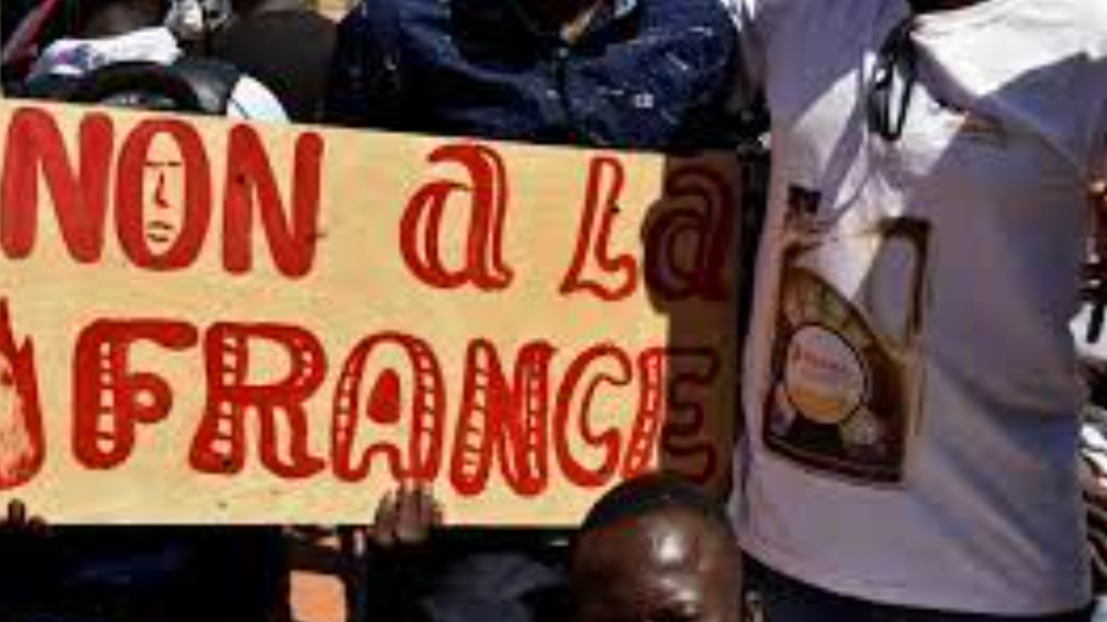 Burkina: la France prise de court! 