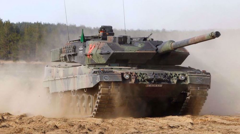 Ukraine's allies rebuke Germany for refusing to send tanks to Kiev