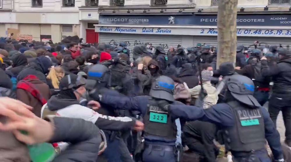 France : la rue se mobilise contre les réformes de Macron