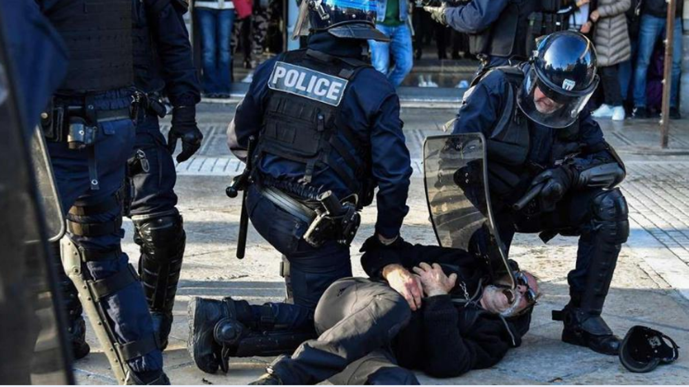 France: Macron divise les «bons» et les «mauvais» manifestants
