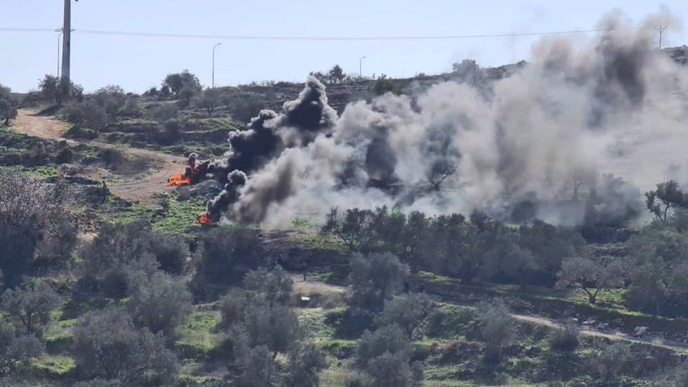 Thirteen injured as Israeli forces fire tear gas at Palestinians