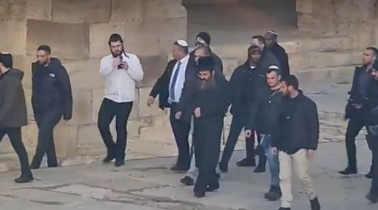 Israeli forces kill Palestinian teenager in West Bank as far-right Israeli minister storms al-Aqsa