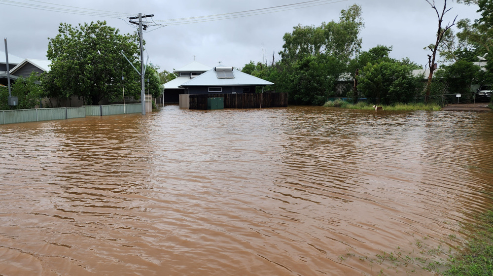 'Once in a century' floods cut off communities in northwestern Australia