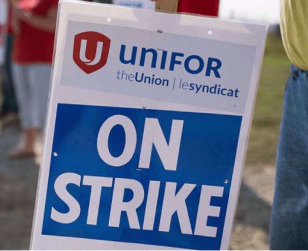 Autoworkers in Canada begin strike as deadline for contract talks lapses