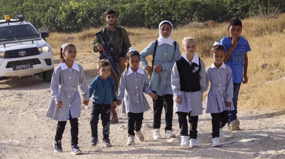 Israeli forces injure Palestinian school children in West Bank raid
