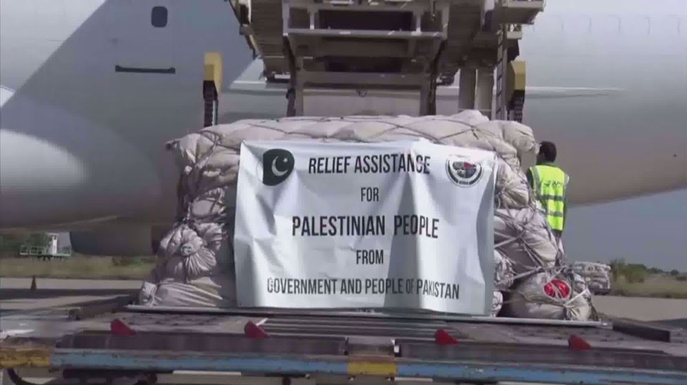 Pakistan sends humanitarian aid to Gaza