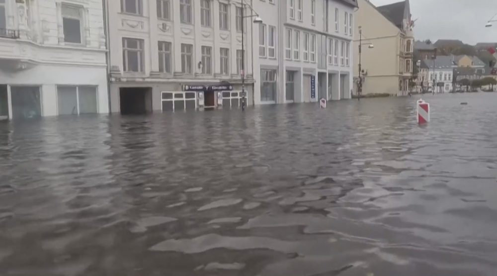 Storm Babet causes severe flooding in northern Germany