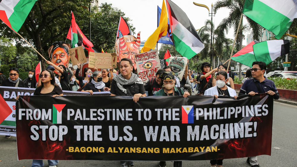 Pro-Palestinian activists clash with police in Philippines