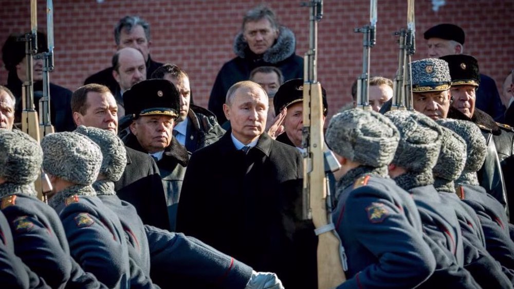 Putin orders 170,000 more troops for total of 1.32 million