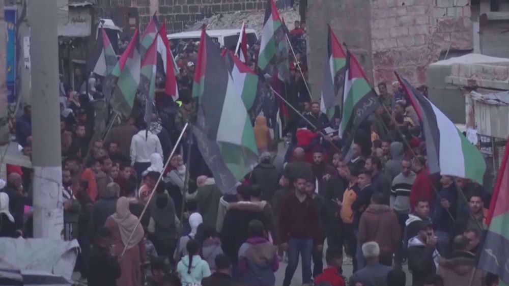 Syrie: funérailles pour les martyrs des Brigades al-Qods au camp de Khan Dunoun