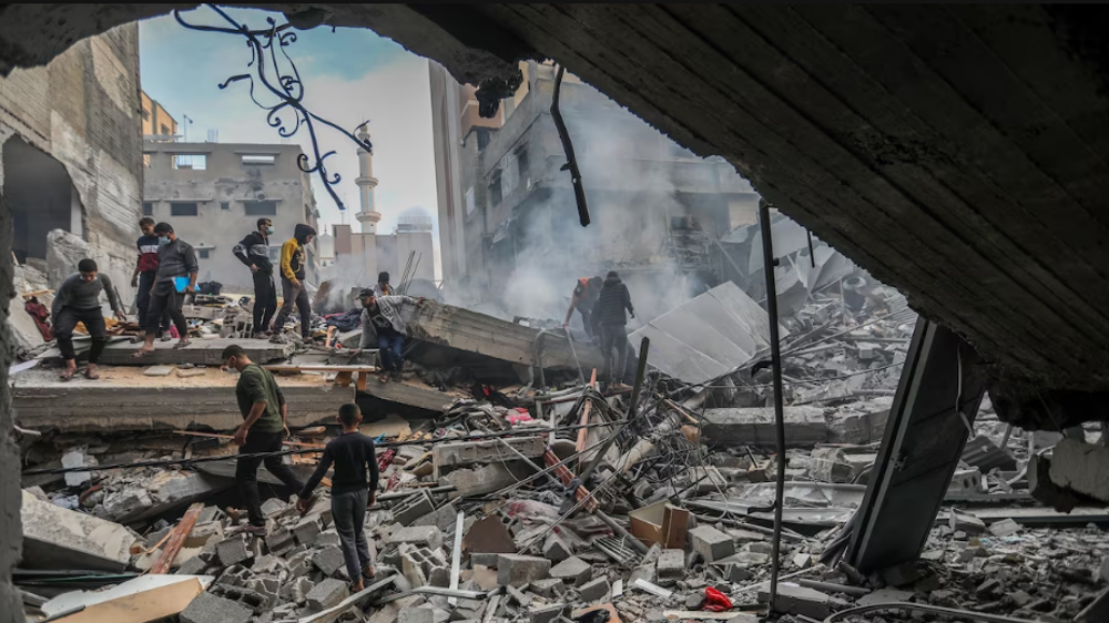 Gaza: 19 Palestiniens tués dans des frappes israéliennes contre Khan Younès