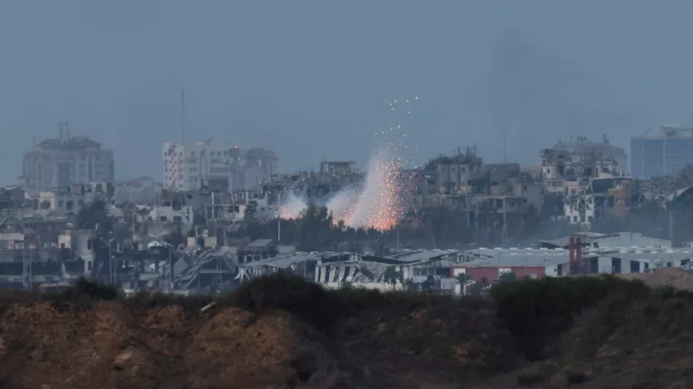 Israël largue des bombes incendiaires sur Gaza