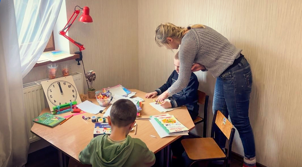 Ukrainian, Donbass children being taught different versions of history