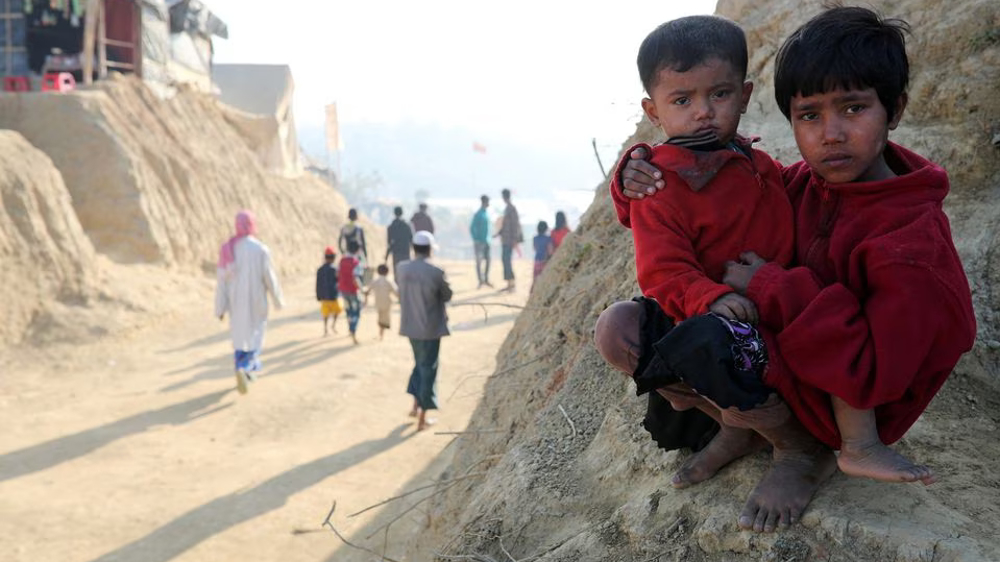 UN to cut food aid for Rohingya refugees, blaming fund shortfall