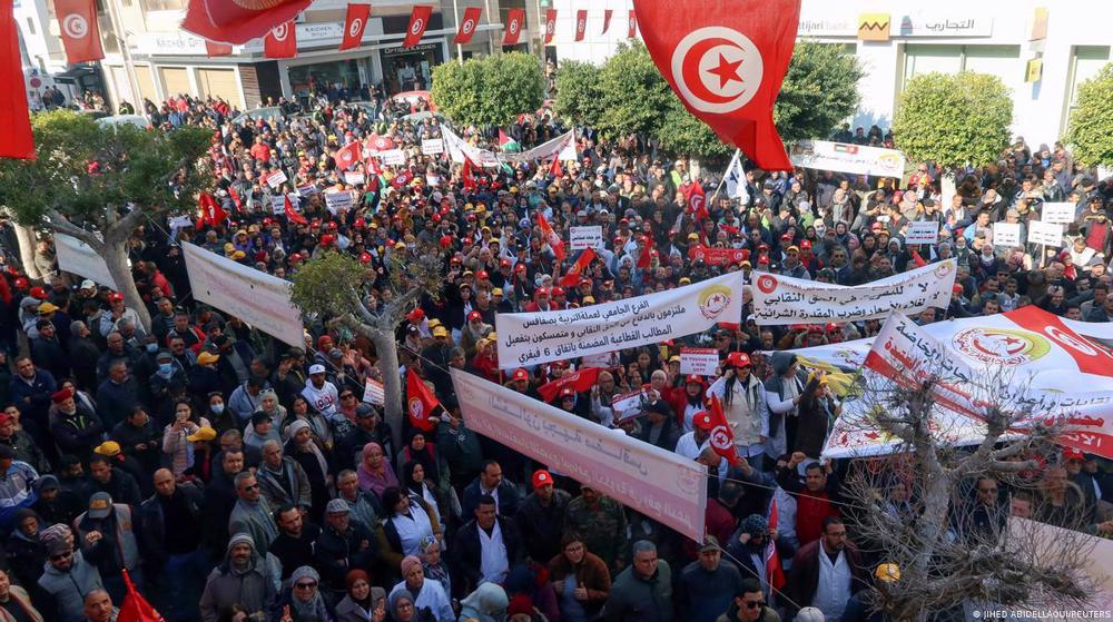  Tunisie: le plus haut responsable syndical européen expulsé