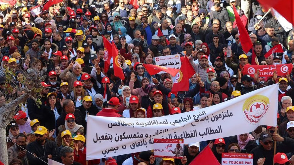 Tunisians hold thousands-strong nationwide rallies in protest at govt. policies