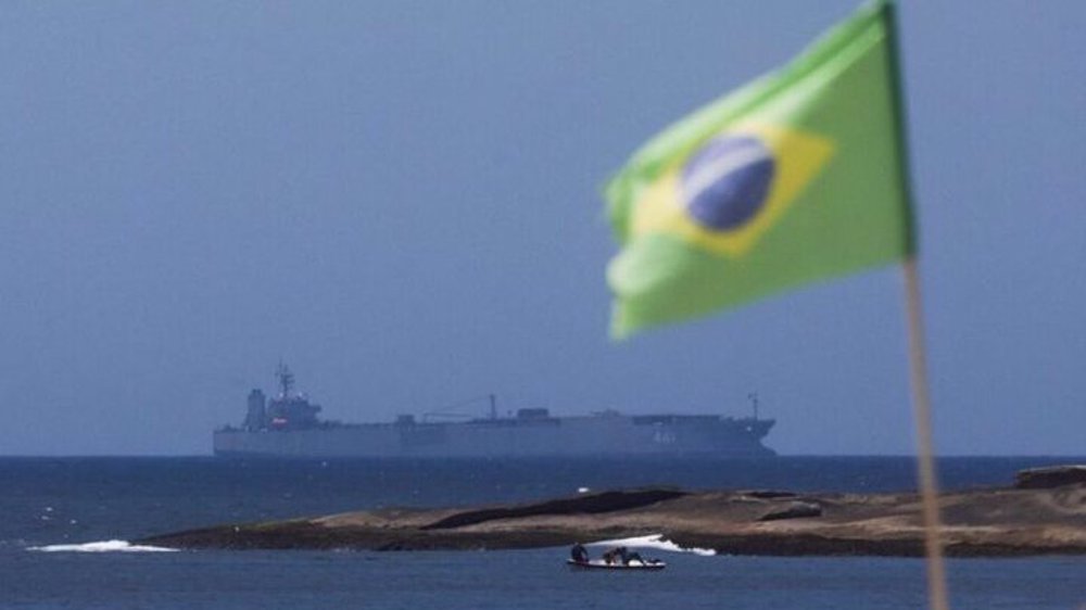 Deux navires de guerre iraniens accostent dans le port de Rio