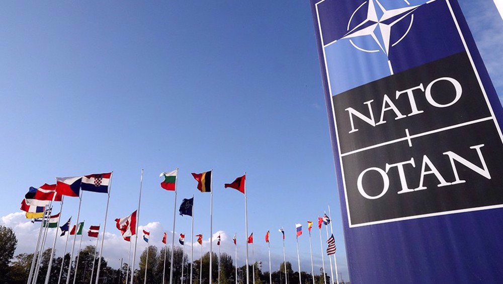 NATO backs US charges against Russia on arms treaty