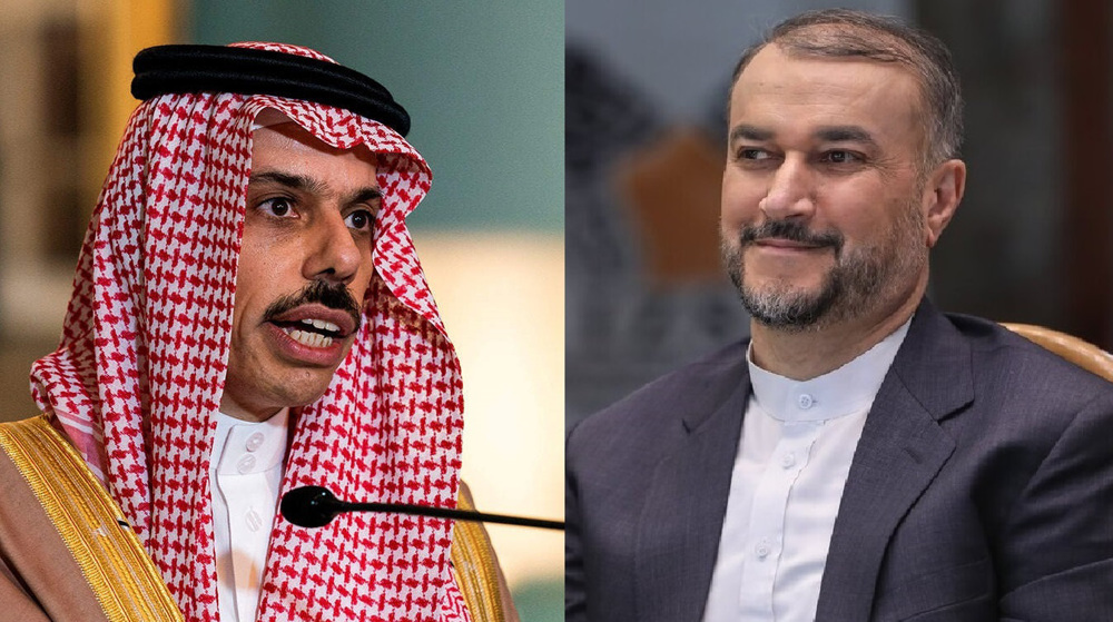 Iran, Saudi foreign ministers, in phone call, discuss détente
