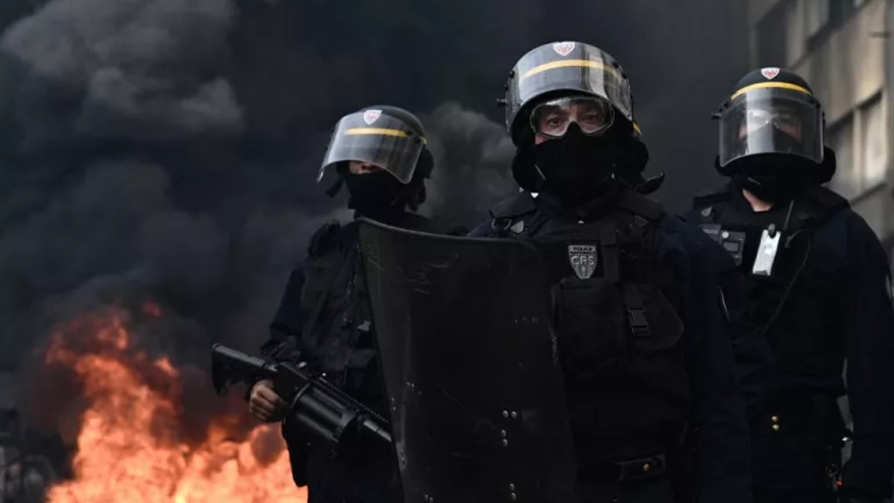 Hundreds arrested as over a million protest in 300 cities in France