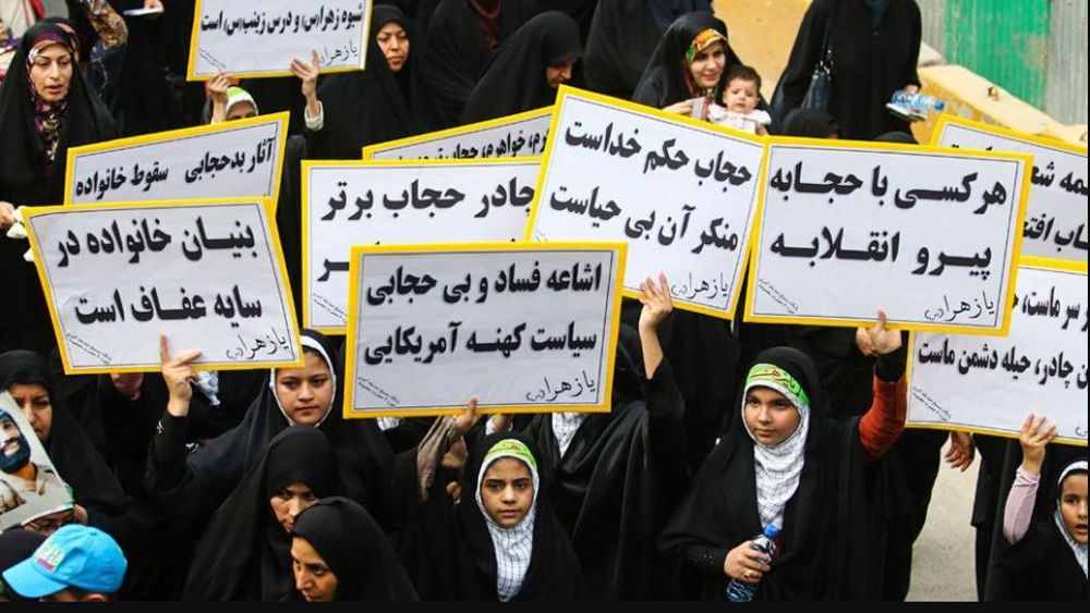 Hijab: l'Iran ne reculera pas d'un iota des principes religieux 