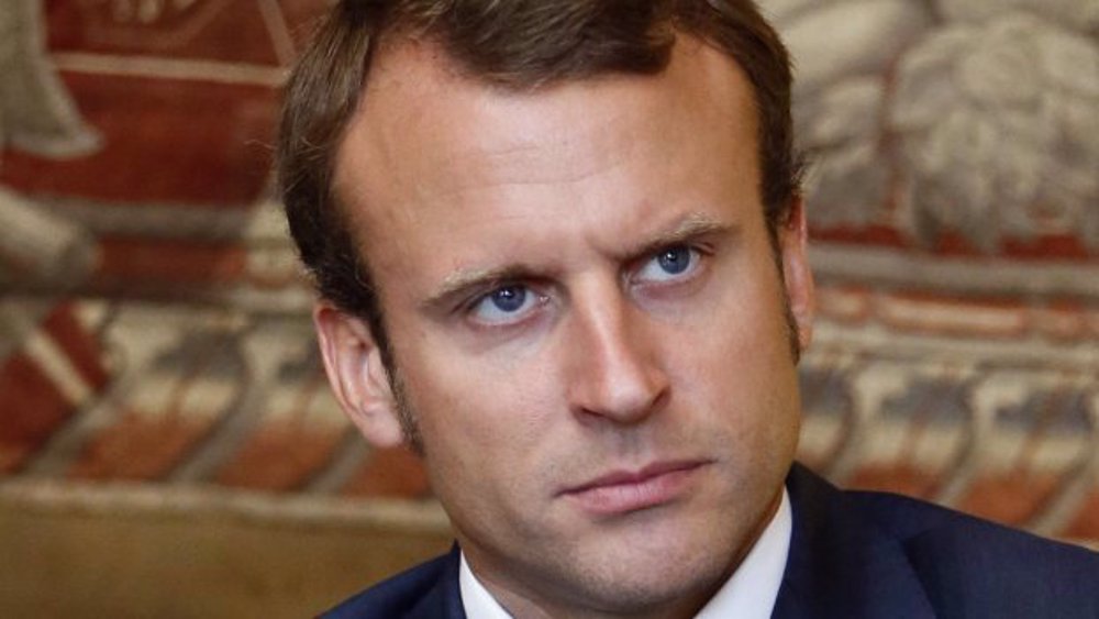 Macron réprimandé avec virulence où trouvera-t-il refuge?