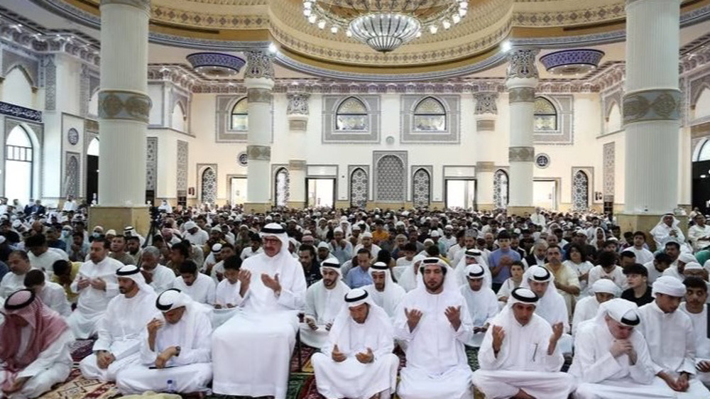 Muslims celebrate Eid al-Fitr, marking conclusion of Ramadan
