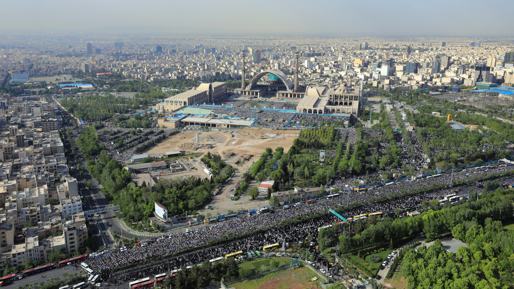 Iranians, other Muslims celebrate Eid al-Fitr at end of Ramadan 