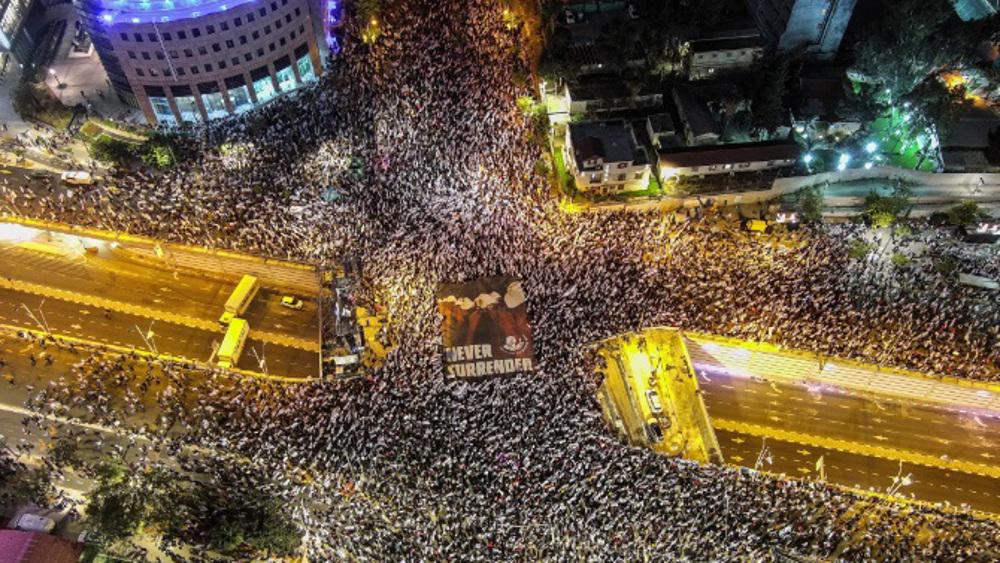 Protesters pack central Tel Aviv for 17th week in row, slamming Netanyahu's 'judicial reforms'