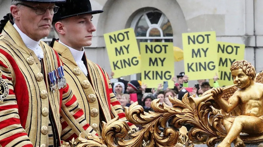King Charles III greeted with ‘not my king, not my king’