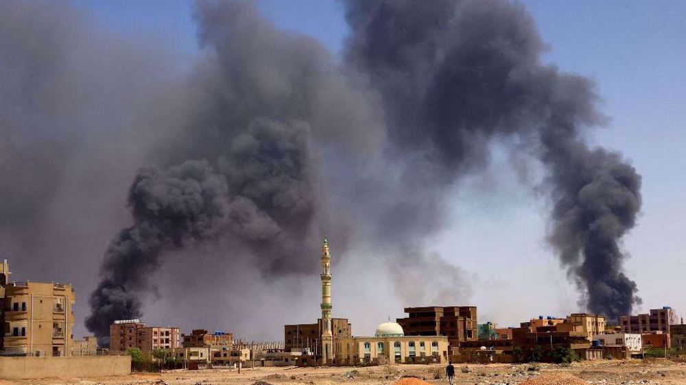 Airstrikes by Sudanese army against rival forces rock Khartoum 