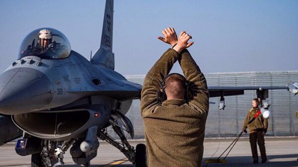 Moscou met en garde contre la fourniture de F-16 à l'Ukraine