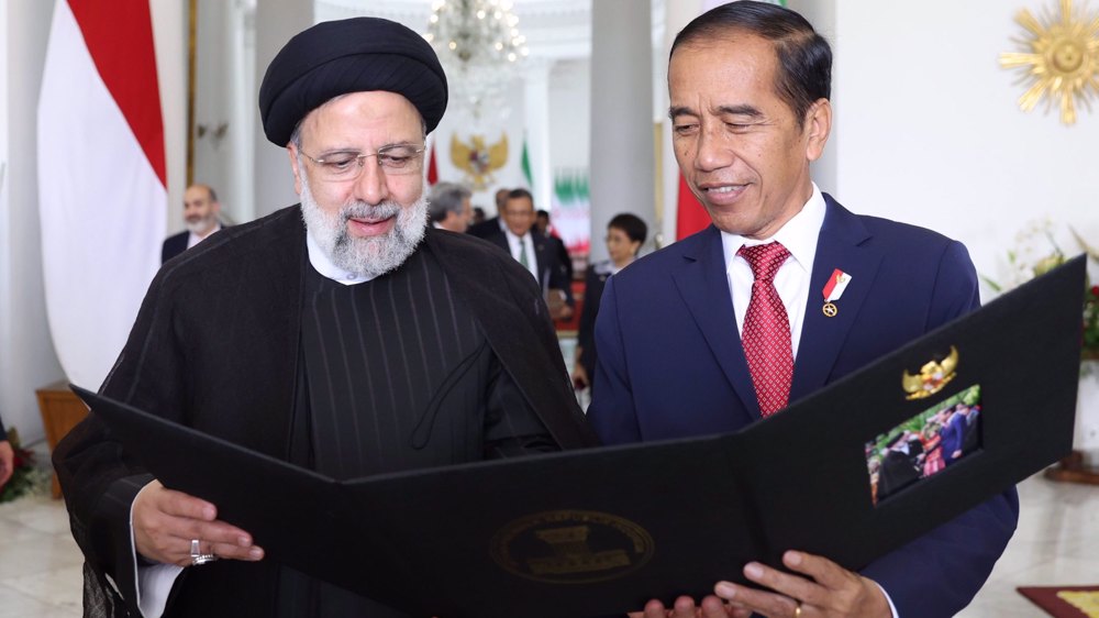 Iran, Indonesia sign agreement to boost bilateral trade