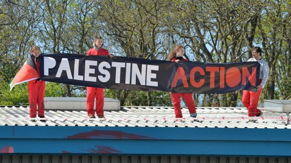 UK police arrest 33 activists to break siege of Israeli-owned drone factory in Leicestershire