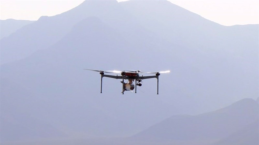 Le CGRI teste avec succès son nouveau drone bombardier multirotor