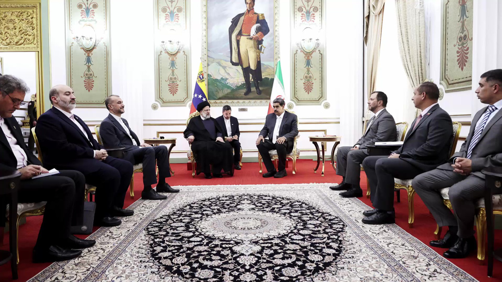 Iran, Venezuela determined to expand ties 