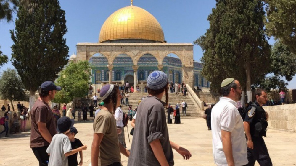 Israeli settlers once again intrude into al-Aqsa Mosque