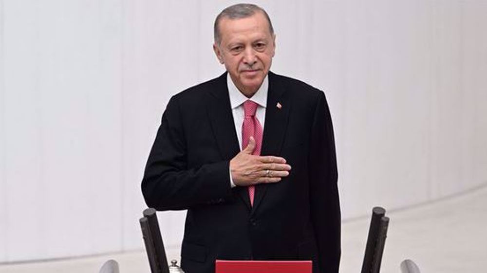 Erdogan takes oath of office, starting his third presidential term