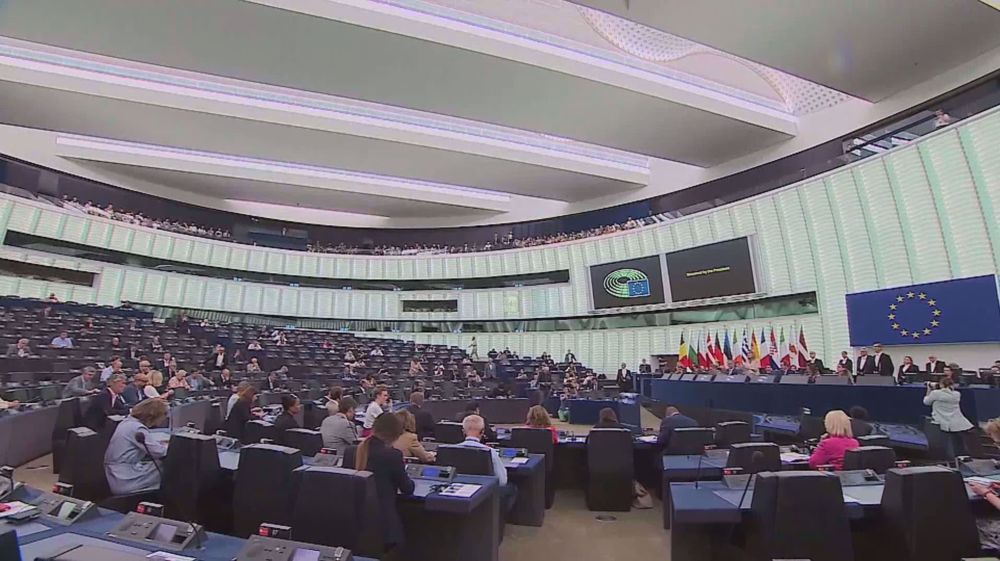 EU legislator claims Ukraine is being led by war criminals