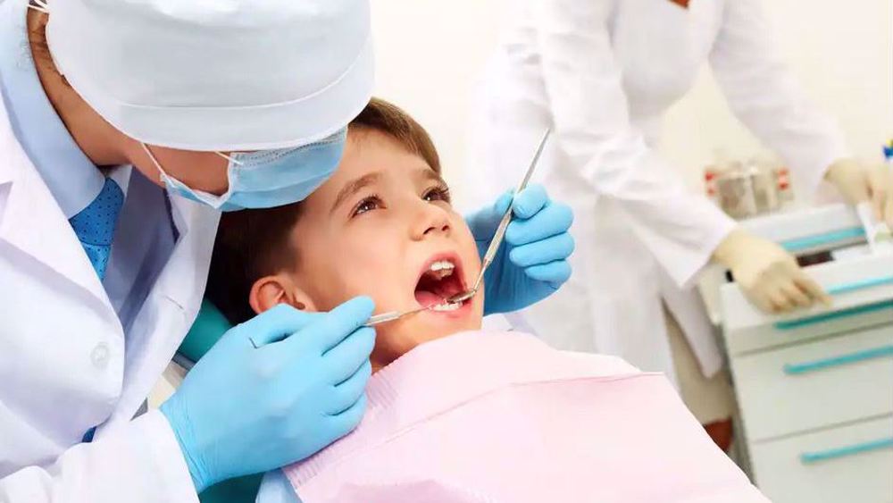  Thousands of British kids ‘in agony’ waiting for dental care