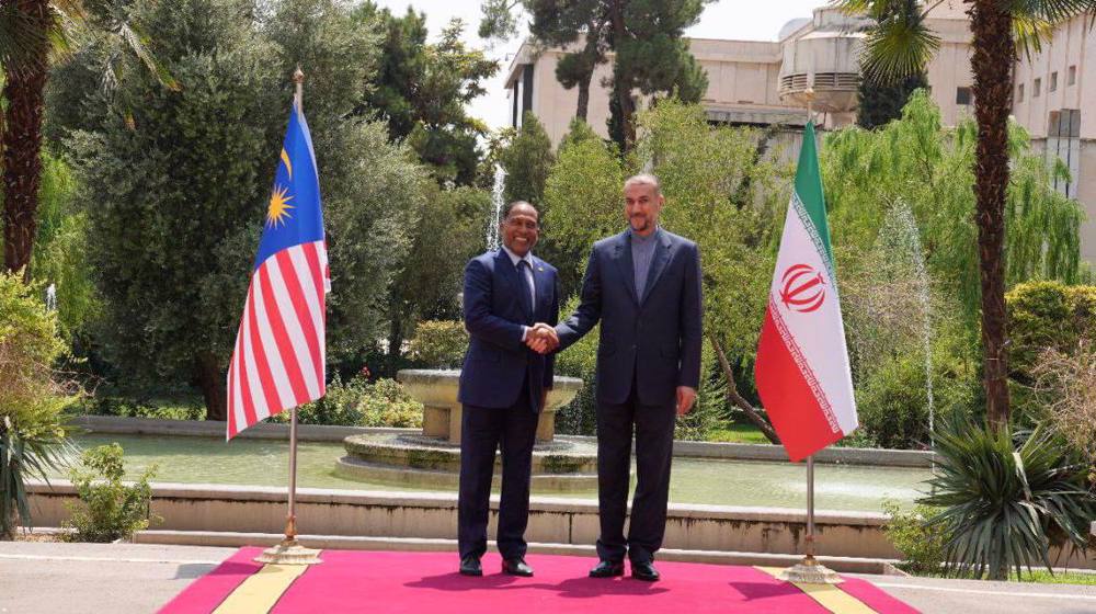 Les ministres des A.E. iranien et malaisien se rencontrent à Téhéran