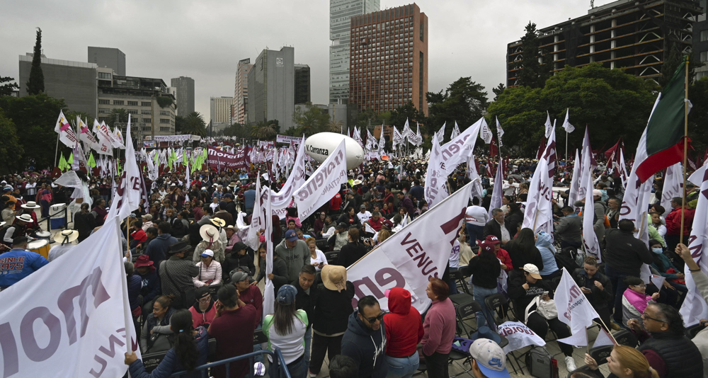 Thousands attend Sheinbaum's final rally in Mexico 