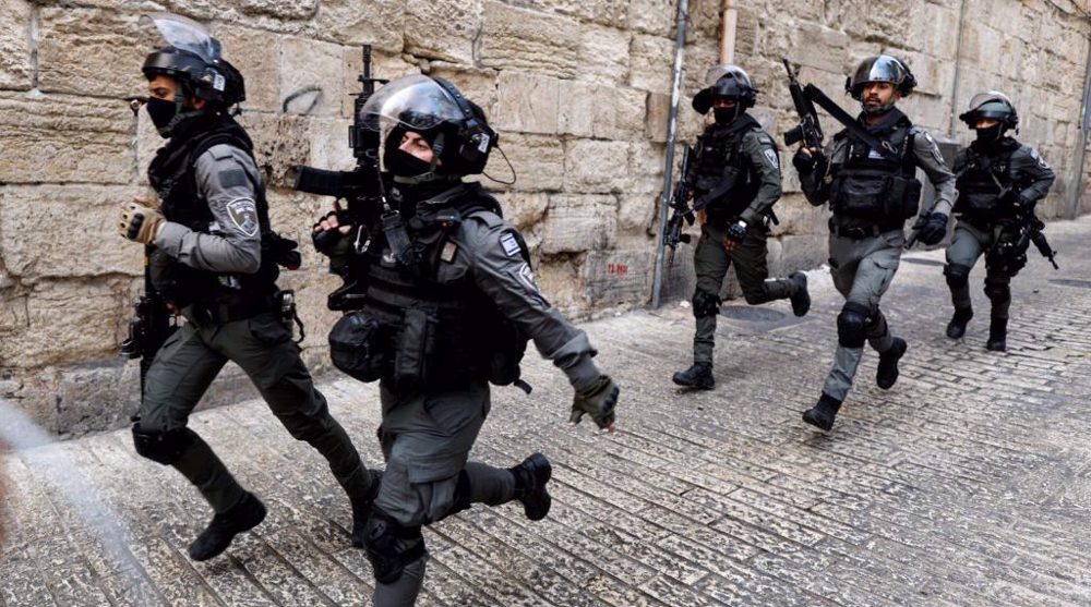 Israel police gun down Palestinian teenager after 'stabbing attack'