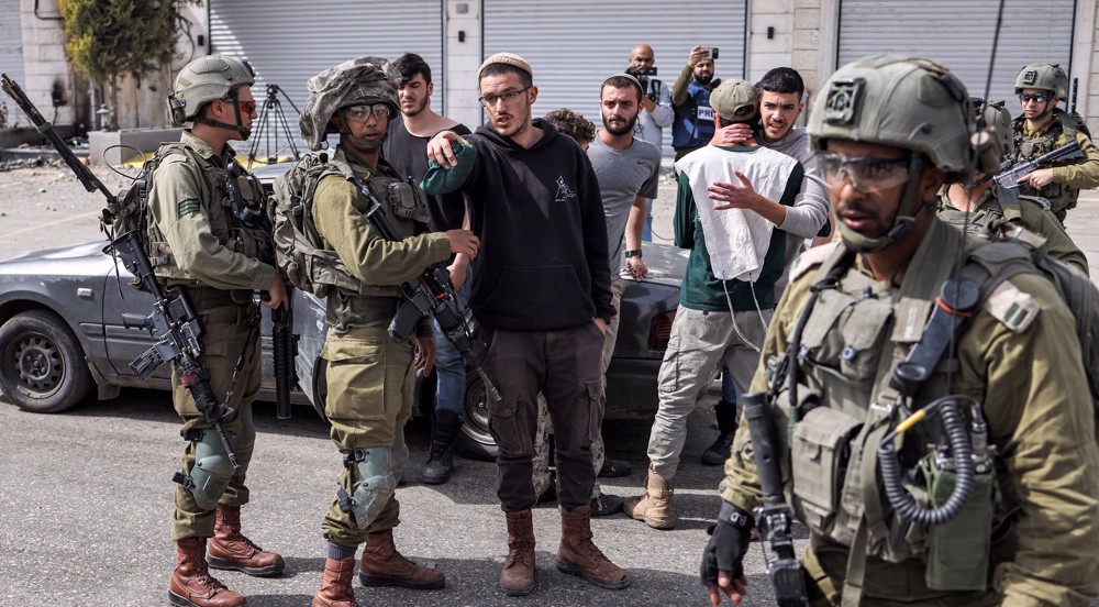 Israel ‘greenlights’ settler attacks on Palestinians: Army official