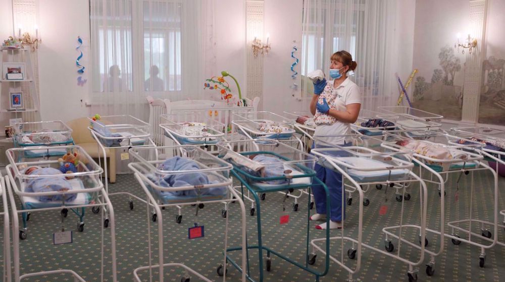 Ukraine: Wombs for Rent