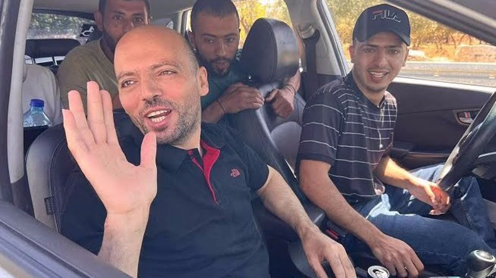 Palestinian prisoner Khalil Awawdeh released from Israeli jail