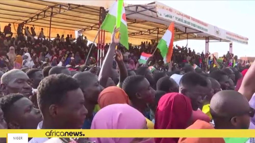 Niger: nouveau rassemblement devant la base militaire française à Niamey