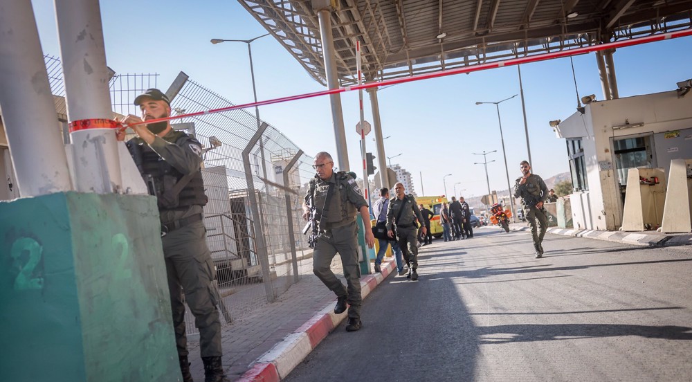 Israeli forces shoot Palestinian man over alleged stabbing attempt