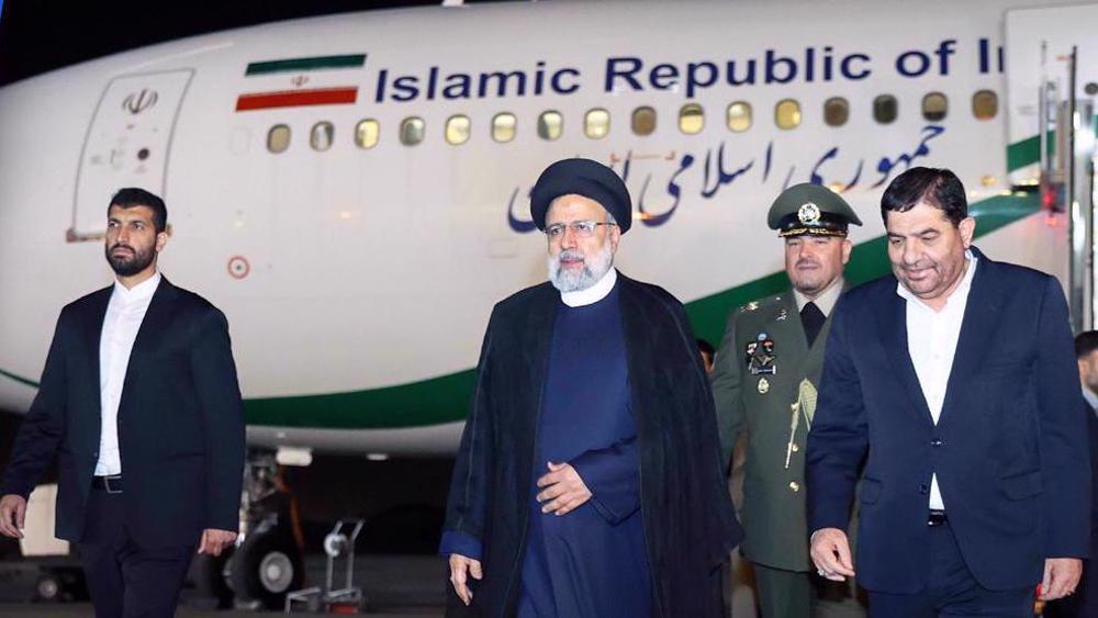 Le président iranien revient de New York avec 3 500 tablettes achéménides