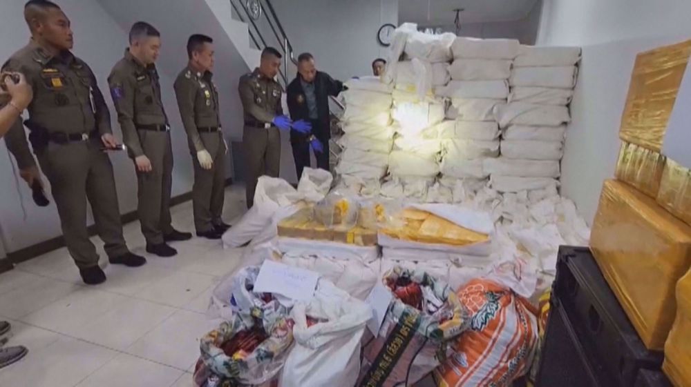 Thai police seize 300 million baht of drugs in bust